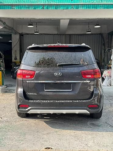 mazda cronos: Kia Carnival: 2020 г., Минивэн — 9