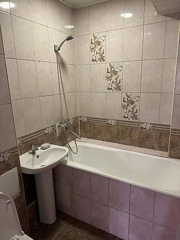 Гаражи: 2 комнаты, 51 м², 106 серия улучшенная, Цокольный этаж этаж, Евроремонт — 10