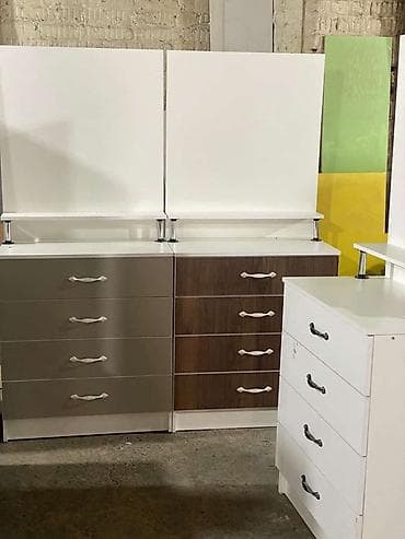 комод для одежды: Комод для одежды, Новый, С зеркалом, ЛДСП, цвет - Белый, Бесплатная доставка — 1