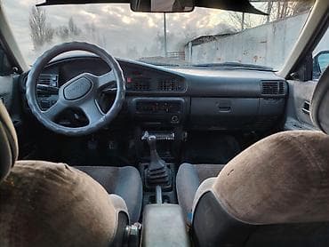 опел вектра а: Mazda 626: 1990 г., 2 л, Механика, Бензин, Седан — 3