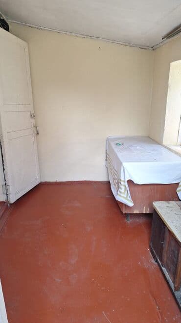 дом в токмаке: 15 м², С мебелью — 1