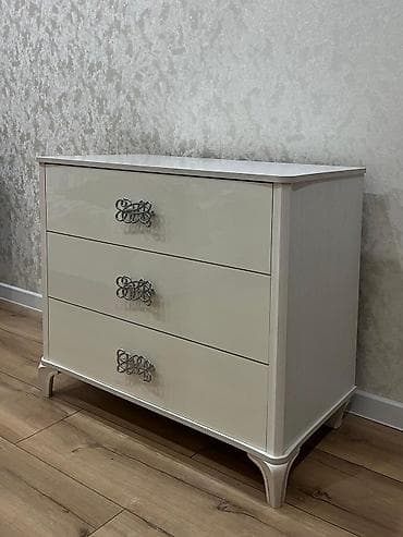 Комод для одежды, Б/у, Без зеркала, Дерево, цвет - Бежевый, Самовывоз