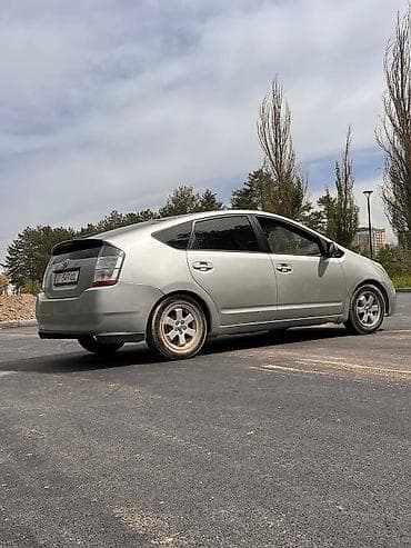 антенна автомобильная: Toyota Prius: 2005 г., 1.5 л, Вариатор, Гибрид, Хэтчбэк — 6