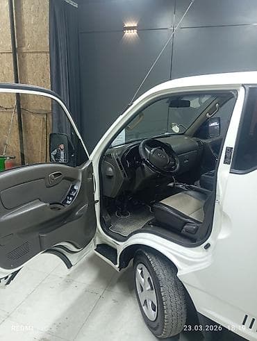 авто для такси: Легкий грузовик, Hyundai, Стандарт, 1,5 т, Б/у — 4