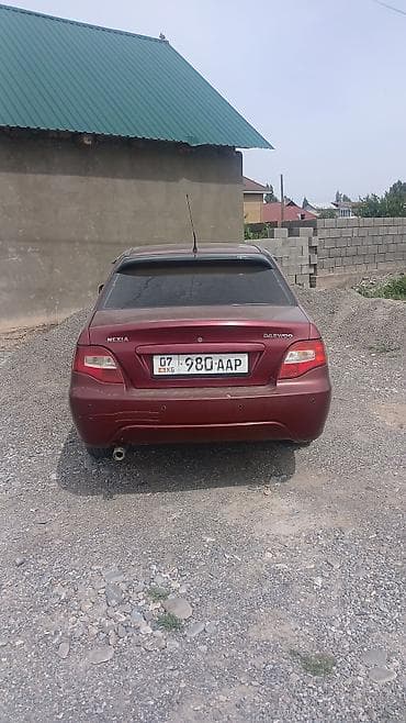 Daewoo Nexia: 2011 г., Седан — 5