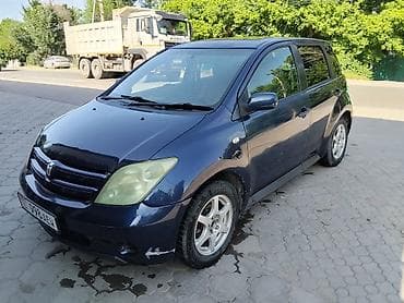 460: Toyota Ist: 2003 г., 1.5 л, Автомат, Бензин — 2