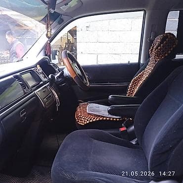 салон машины: Honda Stepwgn: 2003 г., 2 л, Автомат, Газ, Минивэн — 5