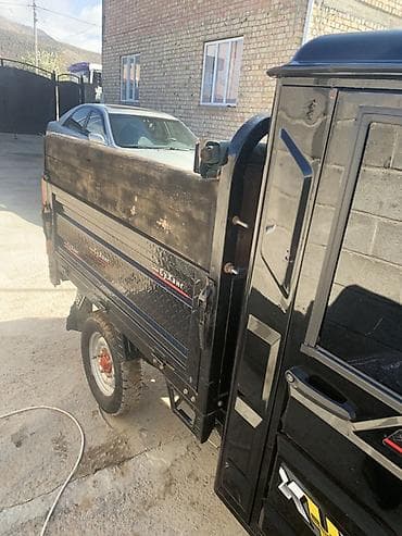 audi 4: Легкий грузовик, Стандарт — 2