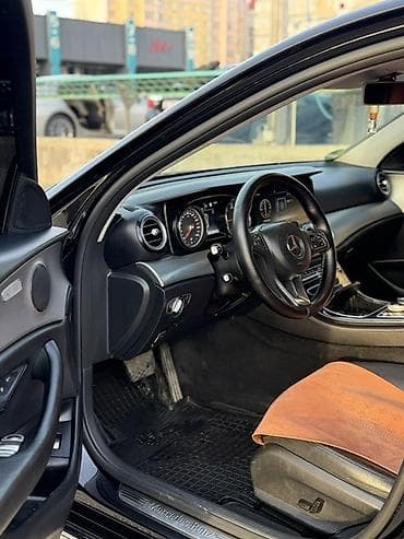 Транспорт: Mercedes-Benz E-Class: 2017 г., 2 л, Автомат, Дизель, Седан — 10