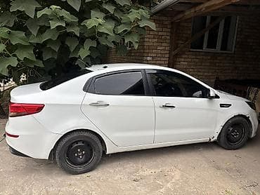 Kia Rio: 2016 г., 1.4 л, Кол менен иштөөчү, Бензин, Седан — 6