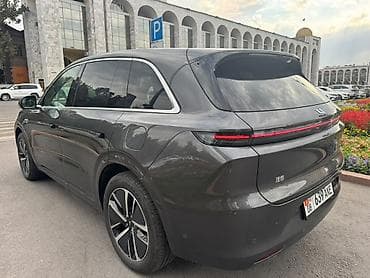 гибрид батареи: Lixiang L6: 2024 г., 1.5 л, Автомат, Гибрид, Кроссовер — 2