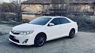 ct 200h: Toyota Camry: 2012 г., 2.5 л, Автомат, Гибрид, Седан — 1