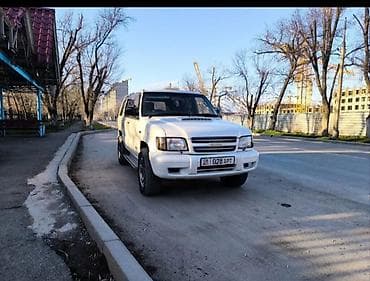 Isuzu Bighorn: 2000 г., 3 л, Автомат, Дизель, Жол тандабас