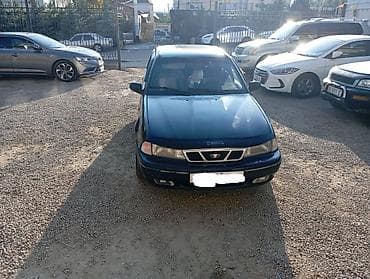 Daewoo Nexia: 2008 г., 1.5 л, Механика, Бензин, Седан