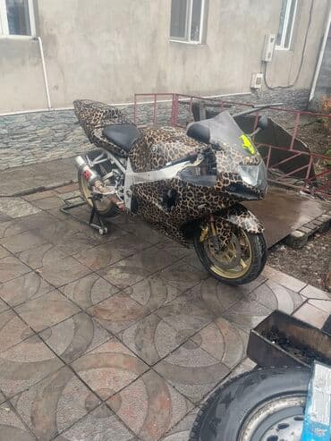 скутеров марок: Спортбайк Suzuki, 1000 куб. см, Бензин, Чоңдор үчүн — 2