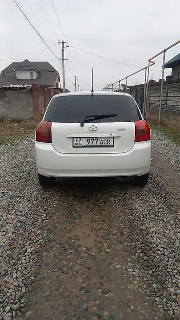 Toyota: Toyota Corolla: 2002 г., 1.4 л, Механика, Бензин, Хетчбек — 4