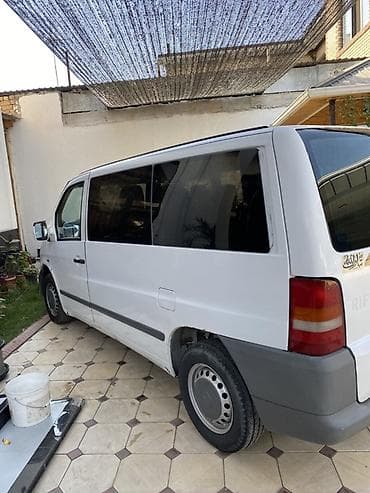 Унаа сатуу: Mercedes-Benz Vito: 2003 г., 2.2 л, Кол менен иштөөчү, Дизель, Вэн/Минивэн — 2