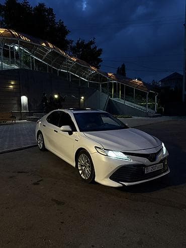 i vtec: Toyota Camry: 2018 г., Гибрид, Седан — 1
