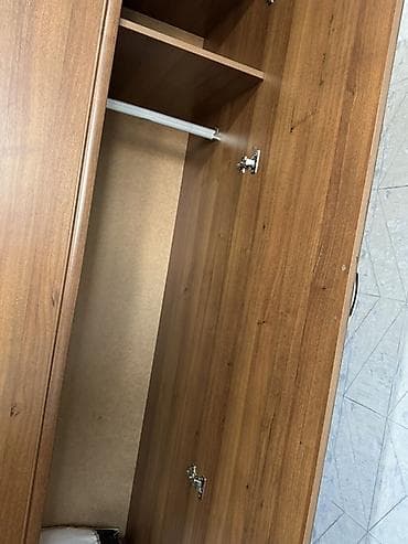 комоды шкафы тумбы: Спальный гарнитур, Б/у, Двуспальная кровать, ДСП, цвет - Коричневый — 9