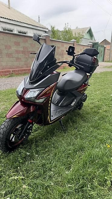 t 25: Тип скутера 150 куб. см, Бензин, Новый — 3