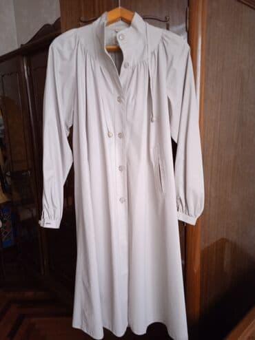 стильные плащи больших размеров: Продаю женский плащ. Размер 44, рост 164. Новый. Производство Япония — 3