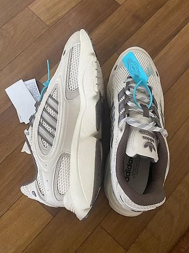 обувь летний: Кроссовки adidas Originals Ozmillen (по логотипам на язычке и — 3