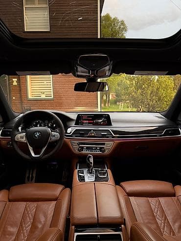 машина byd: BMW 7 series: 2018 г., 4.4 л, Бензин, Седан — 5