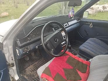 вентилятор на мерс: Mercedes-Benz W124: 1989 г., 2.3 л, Ручные, Бензин, Седан — 3