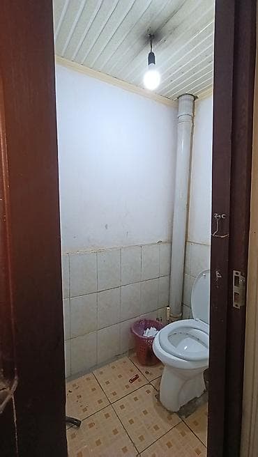 2 комнаты, 45 м², Кулатов мкр., 105 серия, 5 этаж, Старый ремонт at lalafo.kg 2 комнаты, 45 м², Кулатов мкр., 105 серия, 5 этаж, Старый ремонт