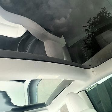 Tesla: Tesla Model 3: 2023 г., Автомат, Электромобиль, Седан — 7
