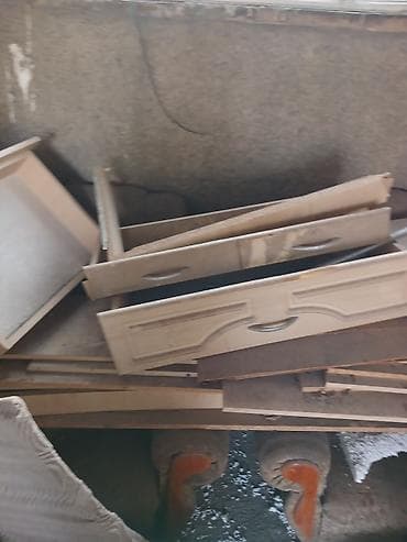 мебель сатылат: Эмерек үчүн фурнитура, Колдонулган, Башка түрү — 5