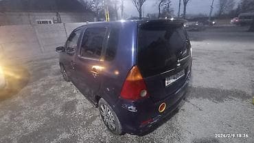 golf 2: Daihatsu YRV: 2003 г., 1.3 л, Механика, Бензин, Хэтчбэк — 10