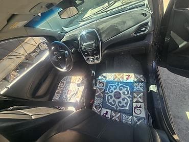 daihatsu yrv: Chevrolet Spark: 2017 г., 1 л, Автомат, Бензин, Хэтчбэк — 5