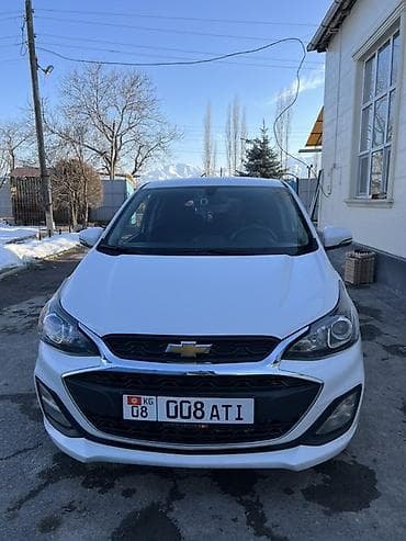 пресс падборшик симпа: Chevrolet Spark: 2021 г., 1 л, Вариатор, Бензин, Хэтчбэк — 4