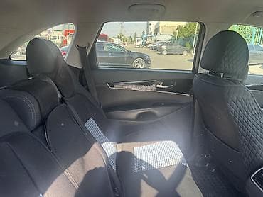 malibu 2018: Kia Sorento: 2018 г., 2.4 л, Автомат, Дизель, Кроссовер — 8