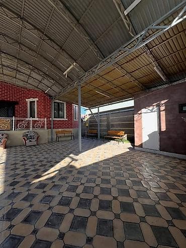 коммерческие помещения бишкек аренда: Продается 2 этажный дом со всеми удобствами, Бишкек, Первомайский — 4