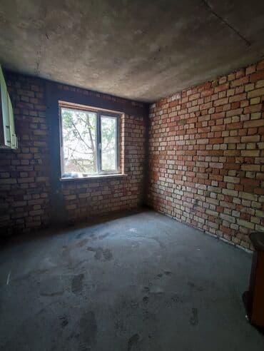 прадаю дом калыс ордо: Дом, 180 м², 6 комнат, Собственник — 8