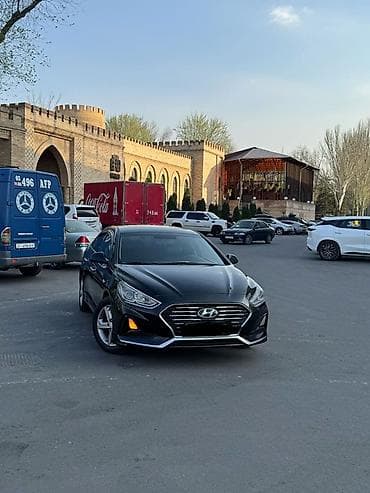 простой: Hyundai Sonata: 2018 г., Седан — 8