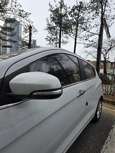 crv 5: Chevrolet Spark: 2020 г., Хэтчбэк — 6