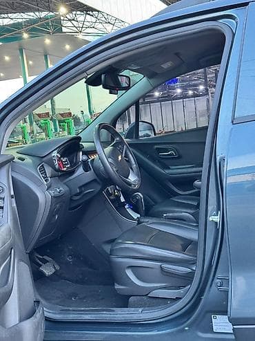 диска на волгу: Chevrolet Trax: 2021 г., 1.6 л, Автомат, Бензин, Кроссовер — 1