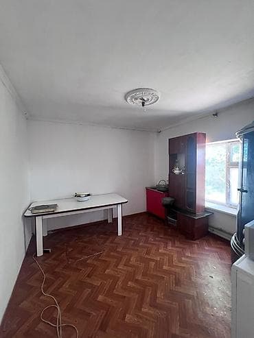 восток 5 сдаю: 36 м², 3 комнаты — 8