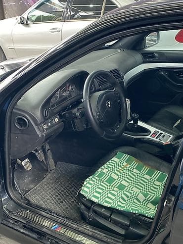 range river: BMW 5 series: 2000 г., 3 л, Механика, Бензин, Седан — 4