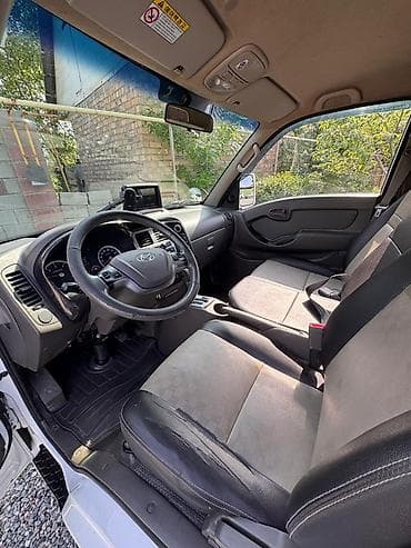 1 тонник: Легкий грузовик, Hyundai, Стандарт, До 1 т, Б/у — 6