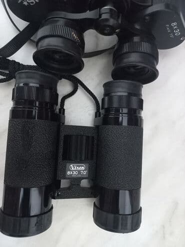 бинокли военные: Набор из трех биноклей различных моделей и характеристик. Включает — 3
