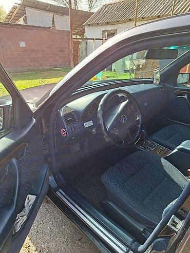 Продажа авто: Mercedes-Benz C-Class: 1994 г., 2.2 л, Автомат, Бензин, Седан — 6