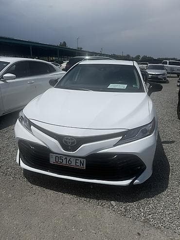 Toyota Camry: 2019 г., 2.5 л, Автомат, Бензин, Седан