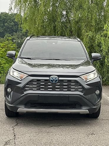 avalon 2017: Toyota RAV4: 2022 г., Вариатор, Бензин, Кроссовер — 1
