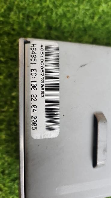 е63: Уселитель стерео Ni Fi е60 е63 е65 65 12 6 —/920 461 Год 2005 В — 4