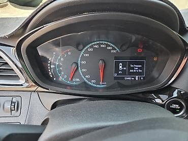 Транспорт: Chevrolet Spark: 2019 г., Хэтчбэк — 10