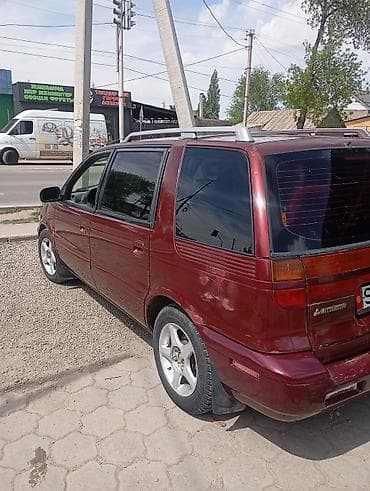 мотор жок: Mitsubishi Space Wagon: 1992 г., Вэн/Минивэн — 2